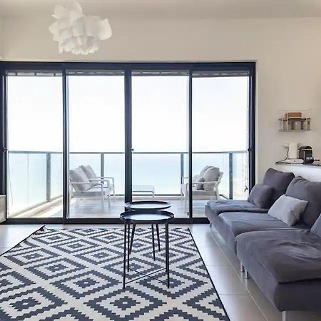 Oַ&O Group- Luxury Apt Tower Best Sea View בת ים מראה חיצוני תמונה