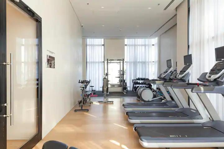 Oַ&O Group- Luxury Apt Tower Best Sea View בת ים מראה חיצוני תמונה