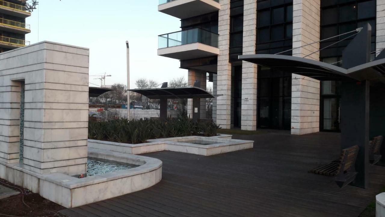 Oַ&O Group- Luxury Apt Tower Best Sea View בת ים מראה חיצוני תמונה